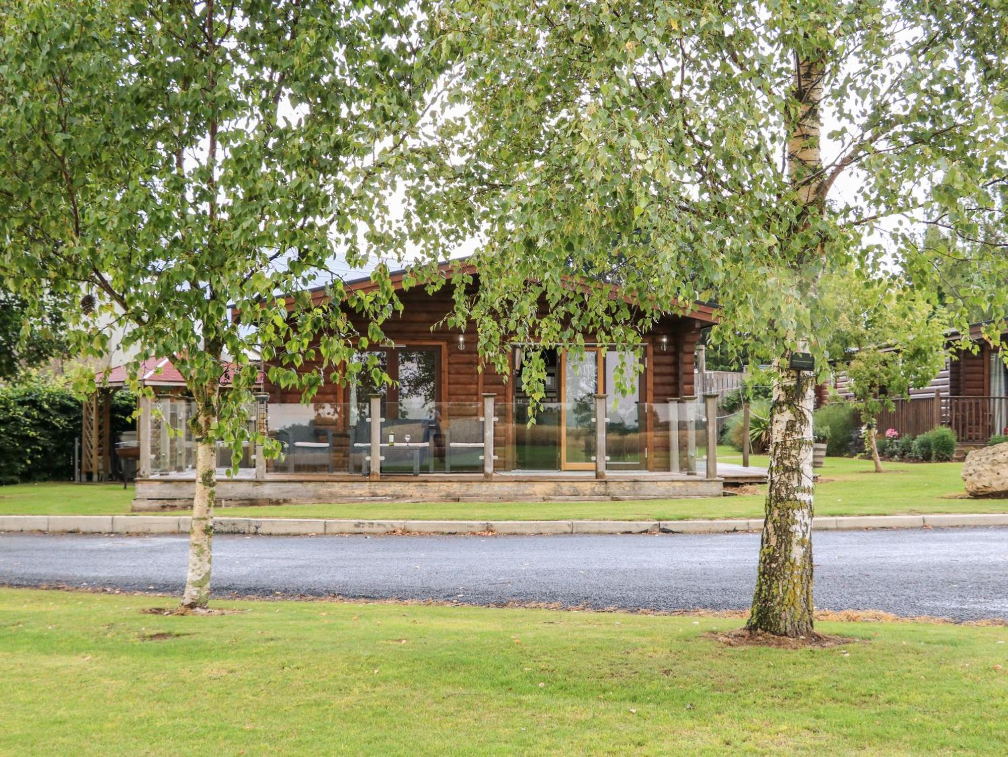 Heathcliff Villa Норталeртън Екстериор снимка
